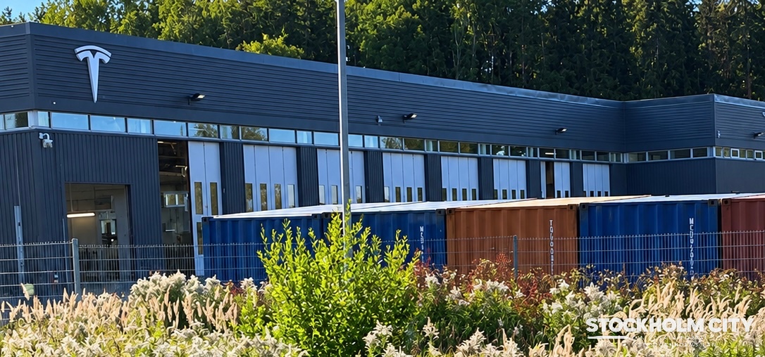 Tesla i Huddinge